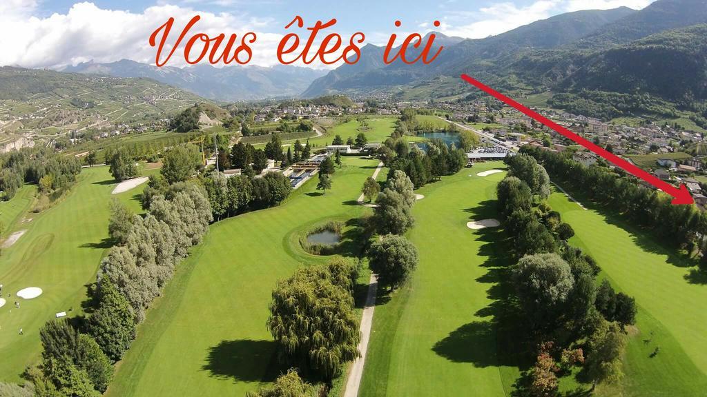 Studio Independant A Grône Exteriör bild